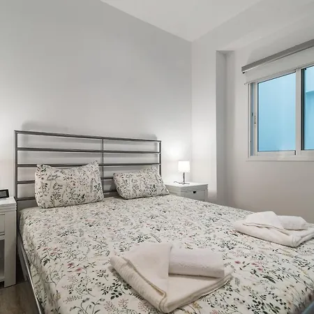 Home2book Charming La Naval La Isleta Апартаменты *