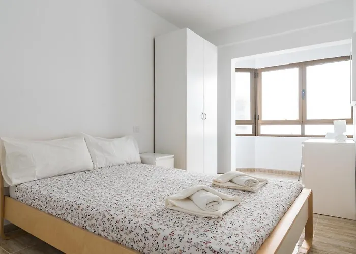 Home2book Charming La Naval La Isleta