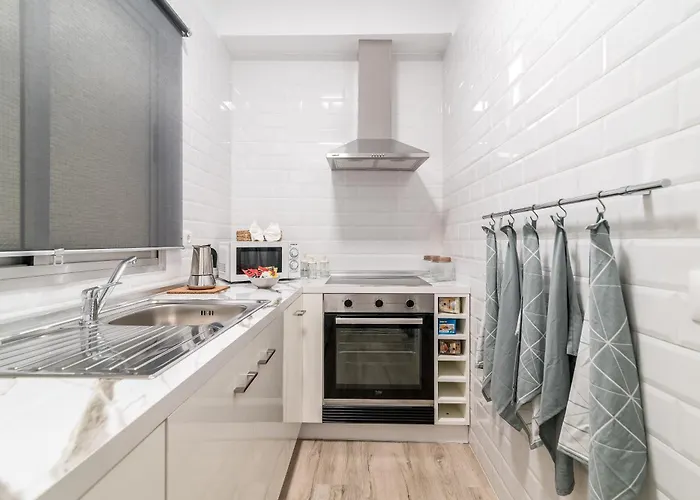 Home2book Charming La Naval La Isleta *