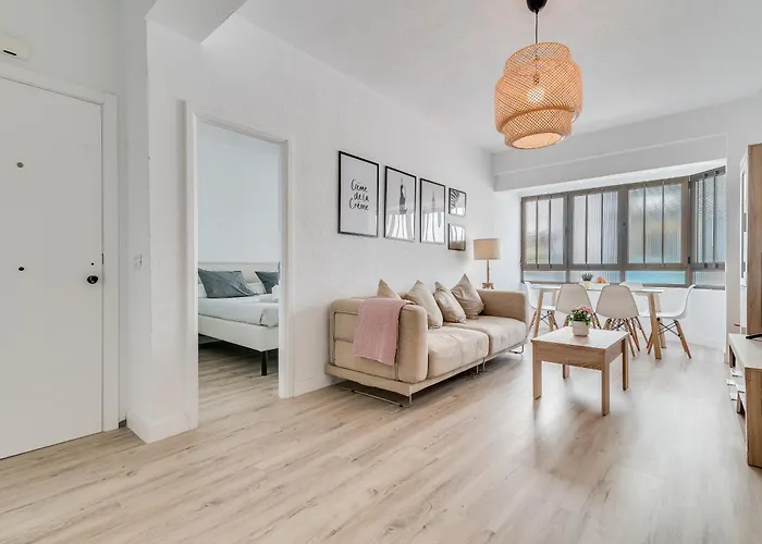 Home2book Charming La Naval La Isleta 公寓 *